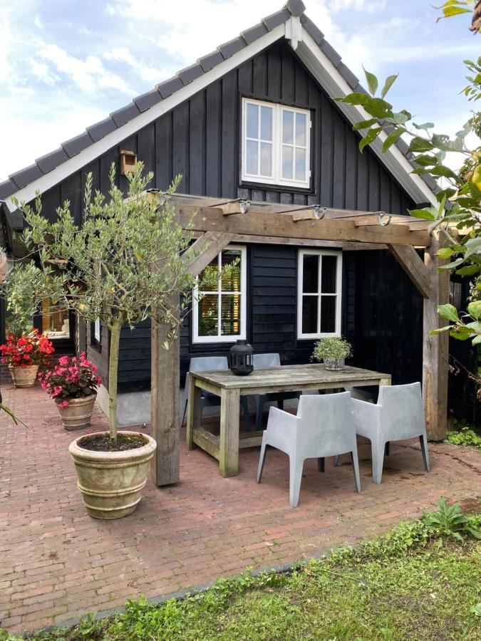 Uniek Houten Huis Nabij Bos En Plassen Hollandsche Rading Exteriör bild